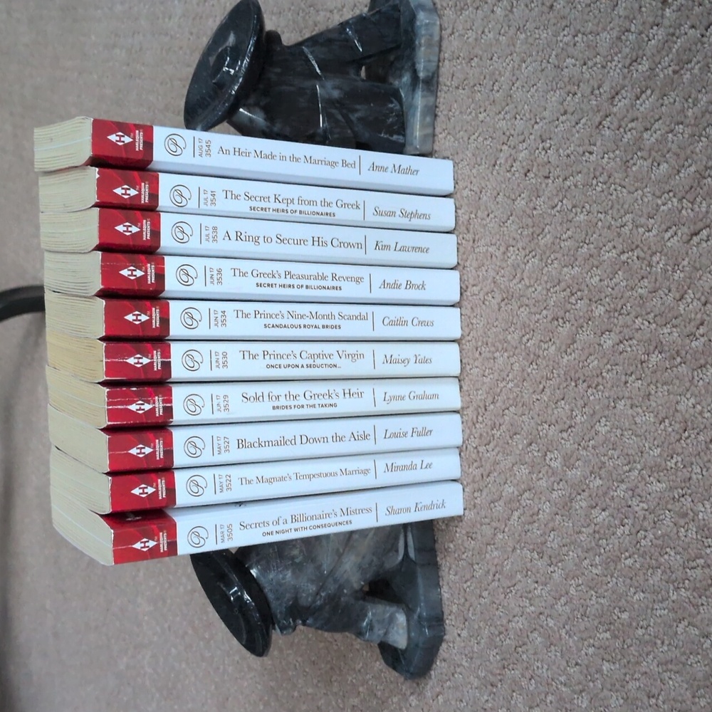10 book Harlequin Romance Presents bundle